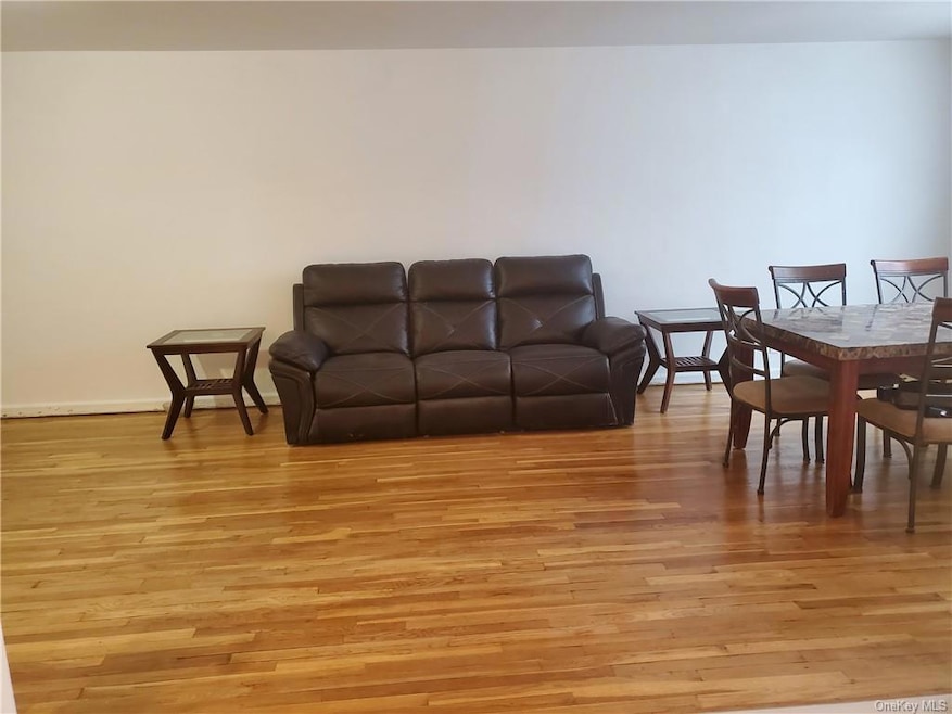 47 Point St unit 3C, Yonkers, NY 10701 - photo 1