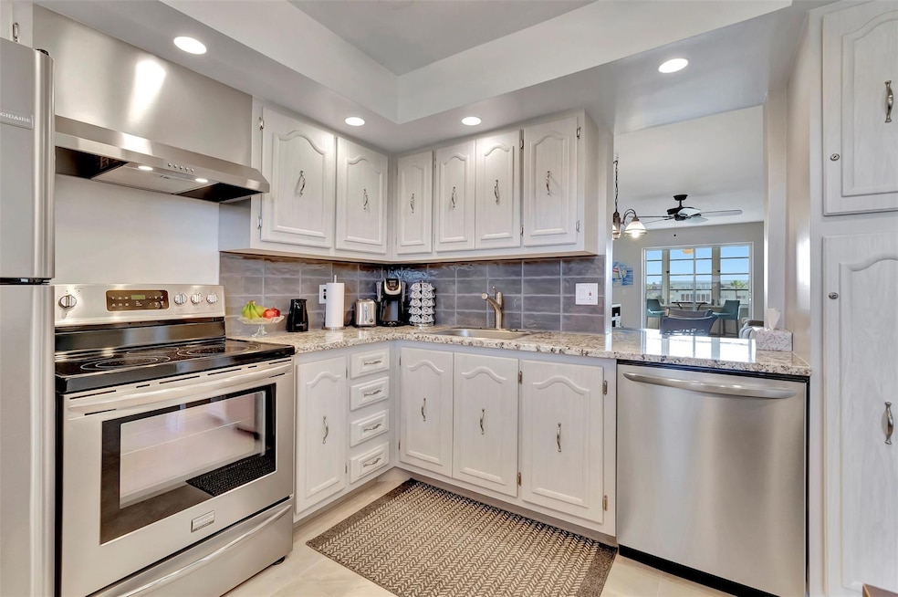 VRG 410-5 Updated kitchen