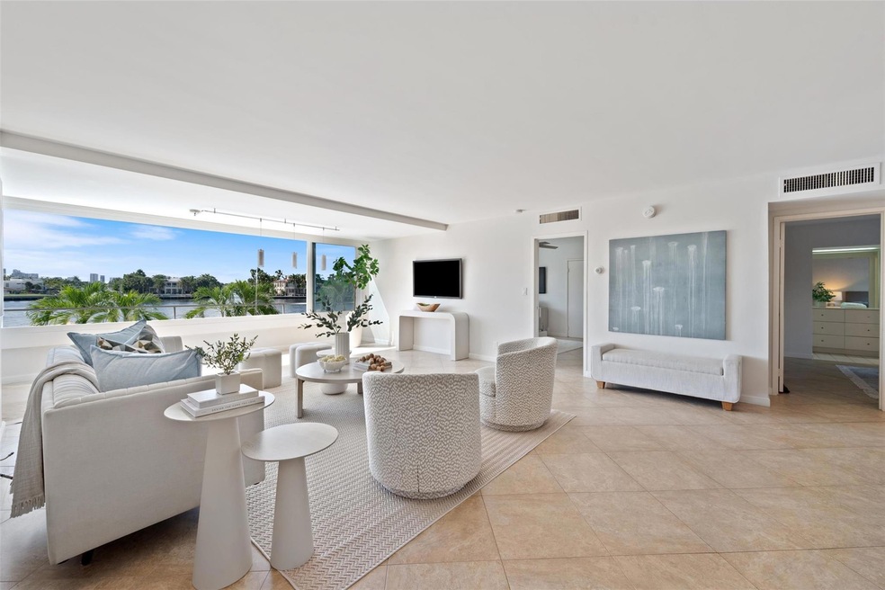 215 N Birch Rd unit A2, Fort Lauderdale, FL 33304 - photo 1