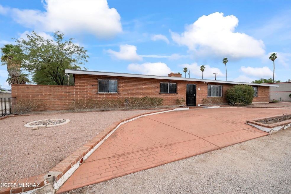 40 N Leonora Ave, Tucson, AZ 85711 - photo 1