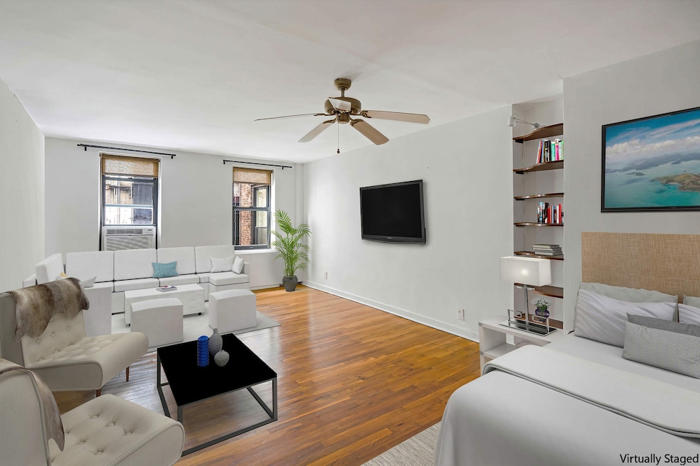 30 E 22nd St unit 6, New York, NY 10010 - photo 1