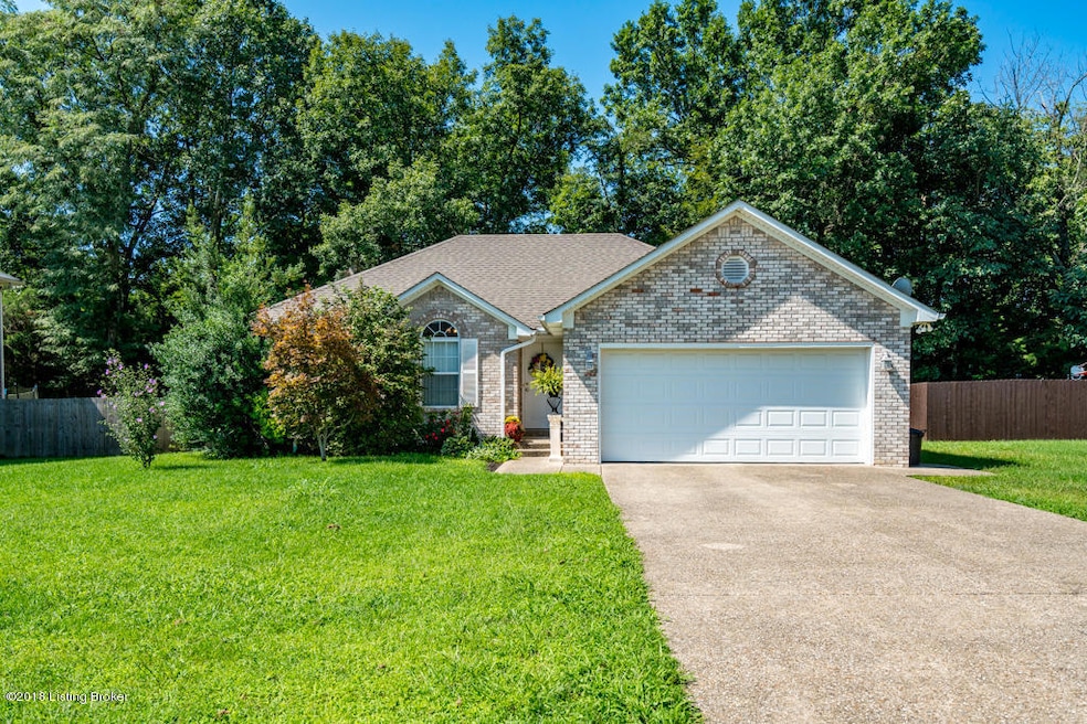 245 Berger Farm Dr, Mount Washington, KY 40047 - photo 1