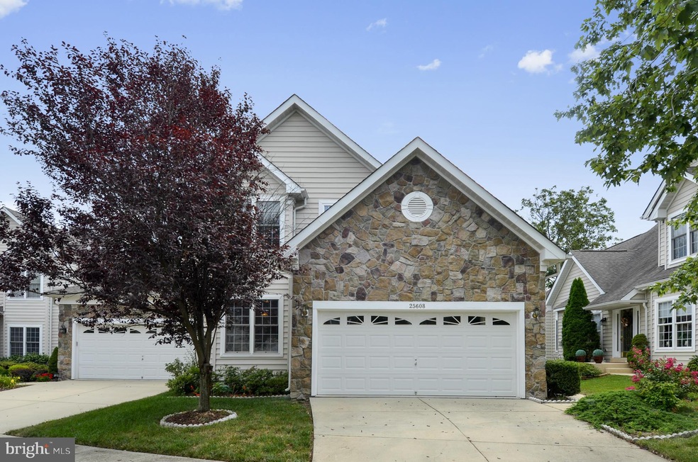 25608 Creek Run Terrace, Chantilly, VA 20152 - photo 1