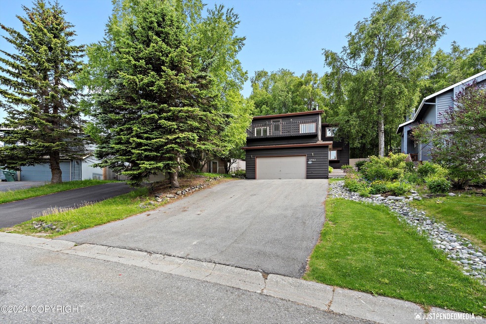 6961 Serenity Circle