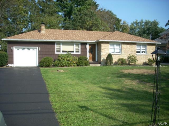 1431 Stones Crossing Rd, Easton, PA 18045 - photo 1