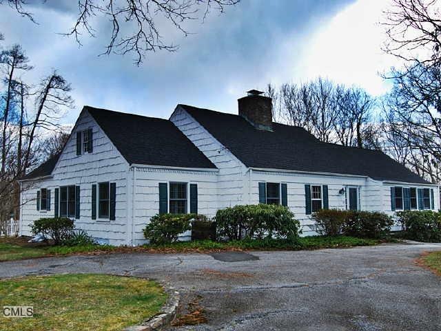 66 W Cross Rd, New Canaan, CT 06840 - photo 1