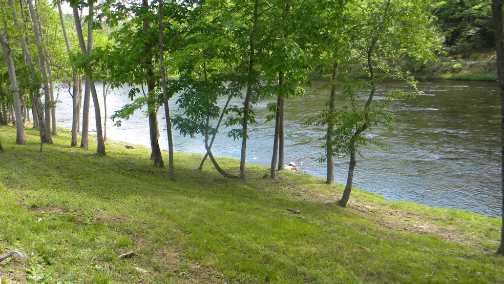 866 Pennsylvania 590, Lackawaxen, PA 18435 - photo 1