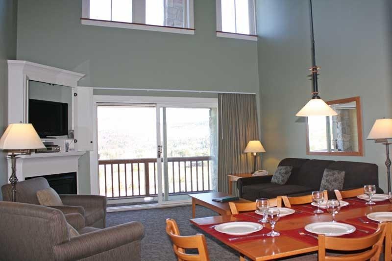 426/428 Qtr I V Jackson Gore Inn, Ludlow, VT 05149 - photo 1