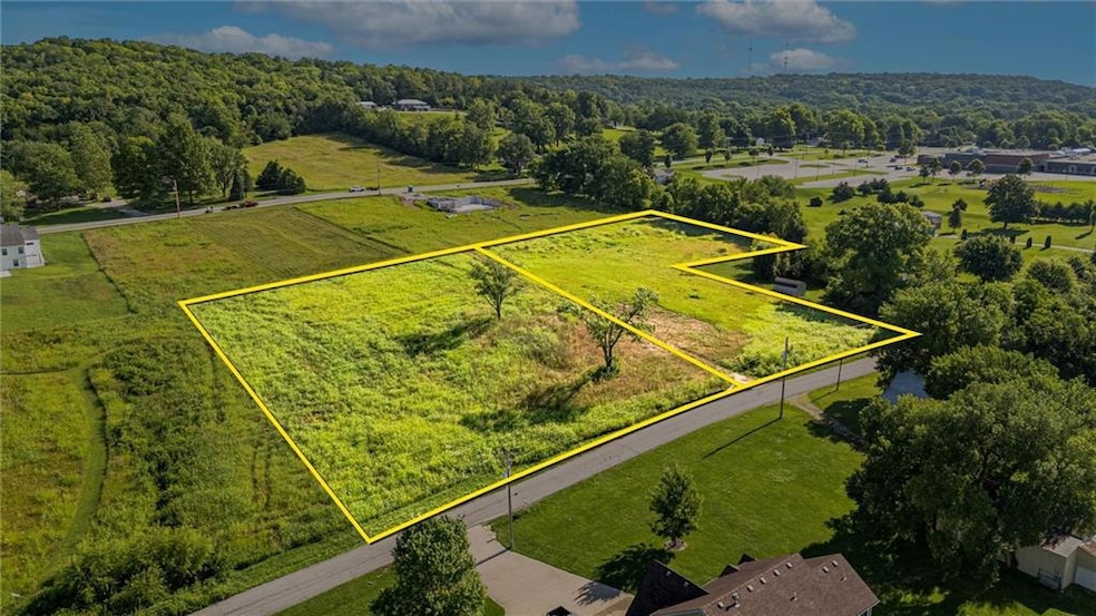 2100 Limit St, Leavenworth, KS 66048 - photo 1