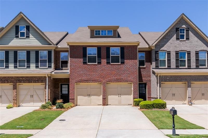 Beautiful townhome in Alpharetta