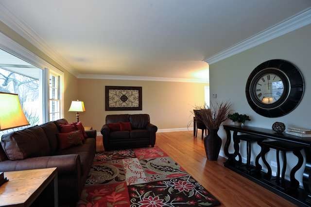 521 Cypress Dr, Naperville, IL 60540 - photo 1