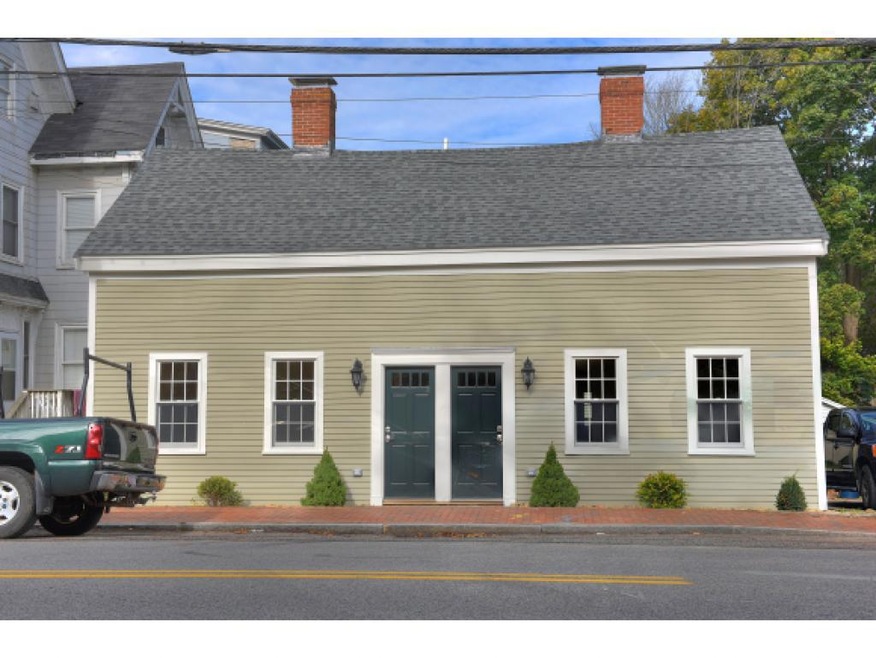 456 Middle St, Portsmouth, NH 03801 - photo 1