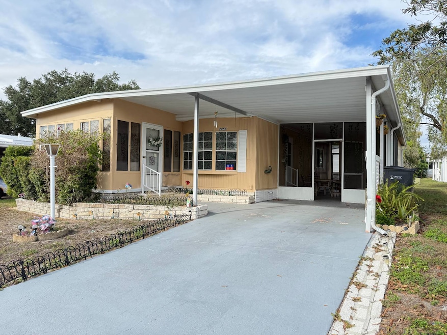 2202 Miramont Cir, Valrico, FL 33594 - photo 1