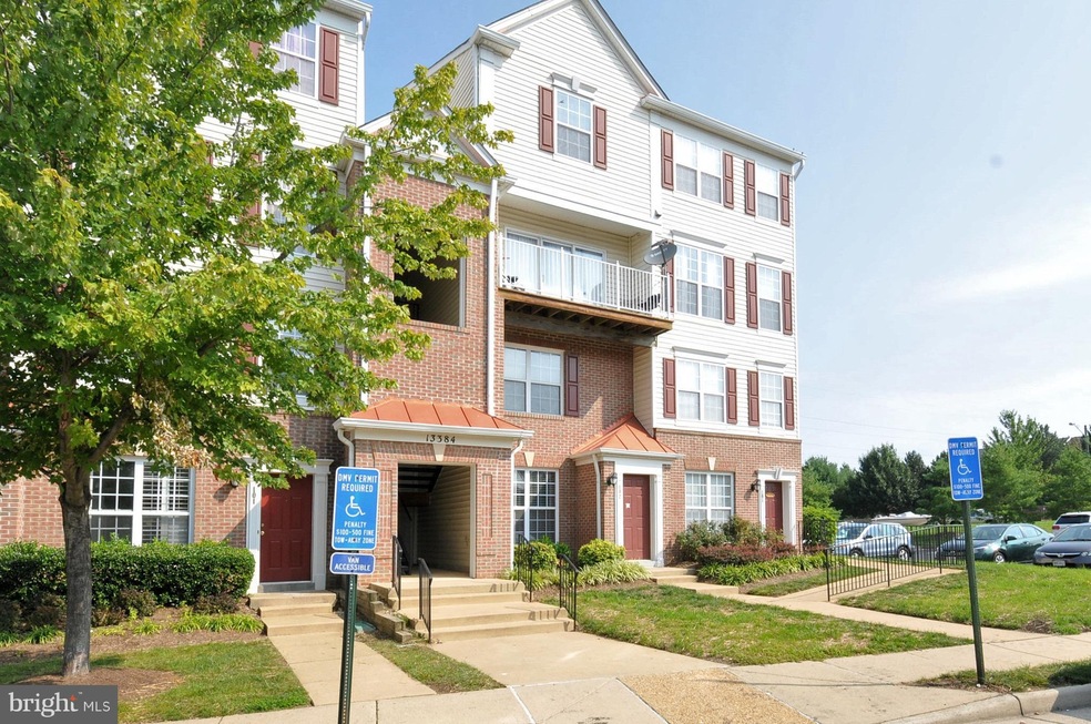 13384 Spofford Rd unit 301, Herndon, VA 20171 - photo 1