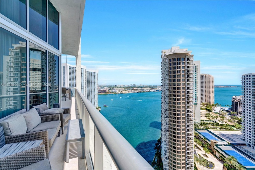 Icon Brickell Tower 1 unit 2801, Miami, FL 33131 - photo 1