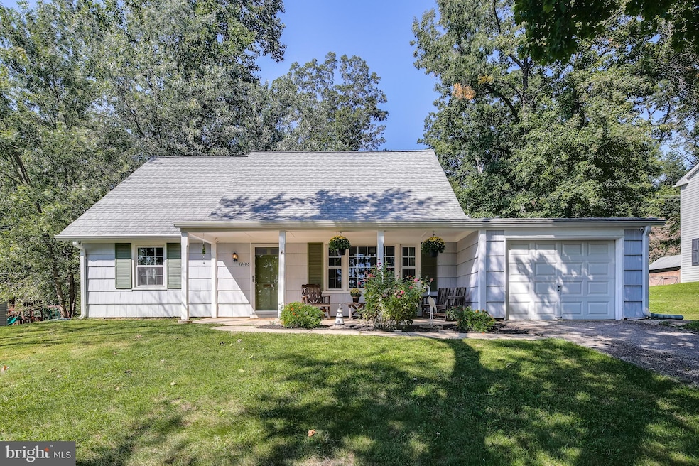 12406 Rustic Hill Dr, Bowie, MD 20715 - photo 1