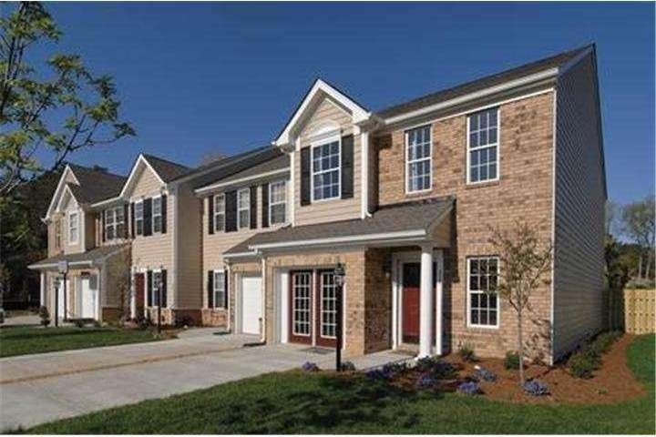 1130 Sageview Dr, Pottstown, PA 19464 - photo 1