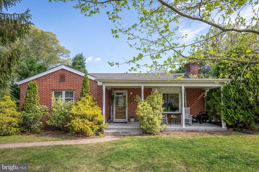 1210 Meadow View Rd, Pasadena, MD 21122 - photo 1