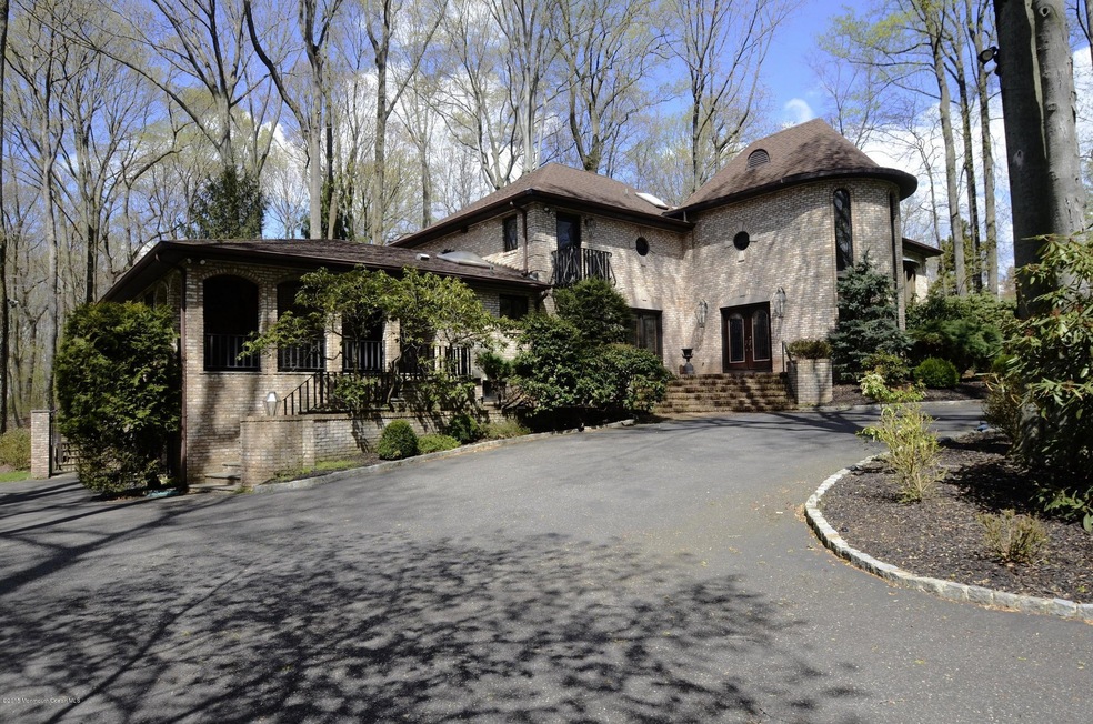 17 Seven Oaks Dr, Holmdel, NJ 07733 - photo 1