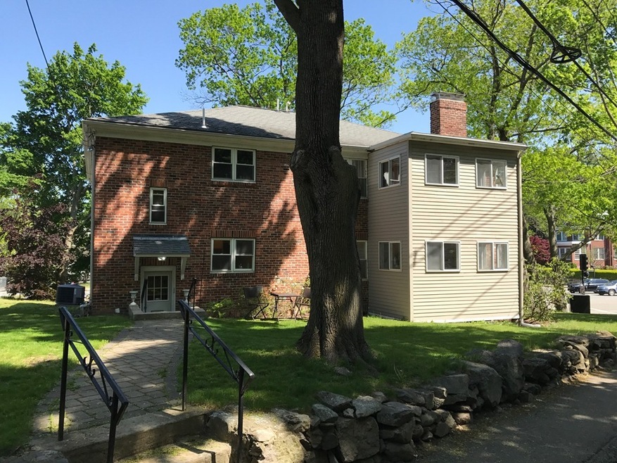 15 Heath St unit 2, Brookline, MA 02445 - photo 1