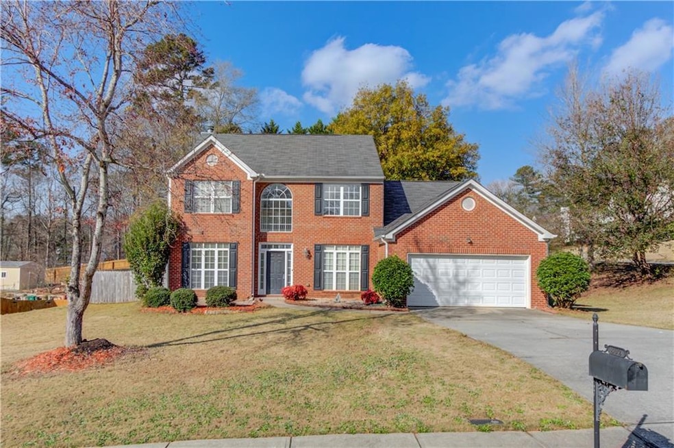 802 Board Walk Ct, Loganville, GA 30052 - photo 1