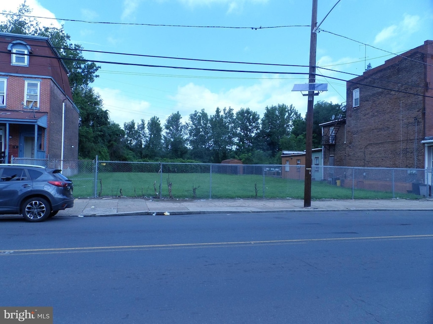 812 E State St, Trenton, NJ 08609 - photo 1