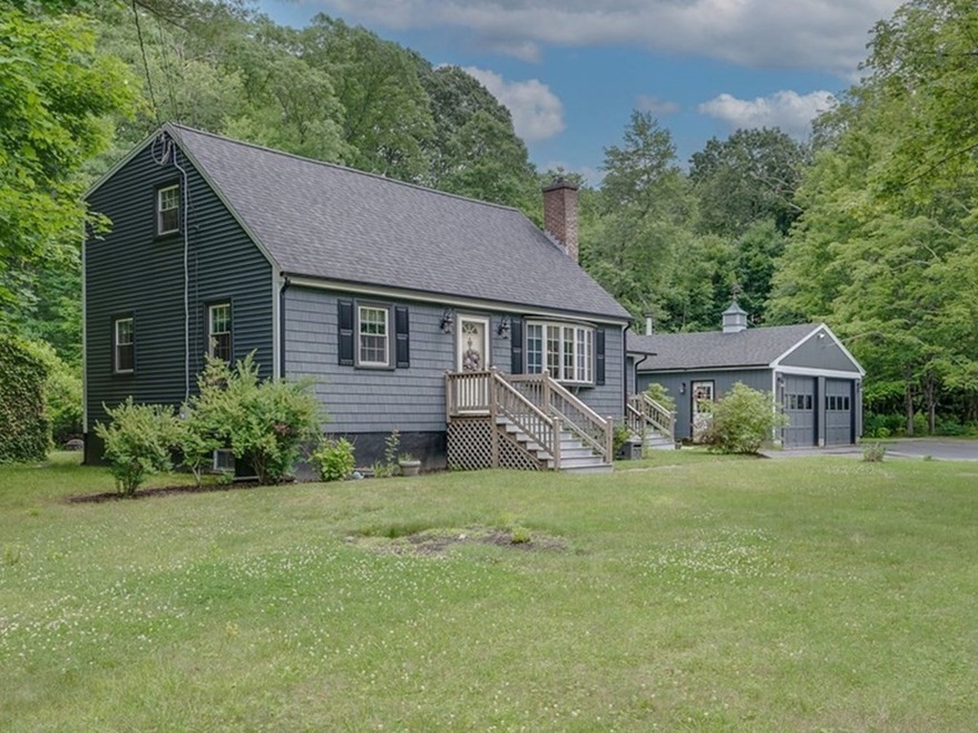 8 Collins Dr, Hudson, MA 01749 - photo 1