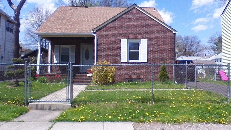 2284 Allen St, Rahway, NJ 07065 - photo 1