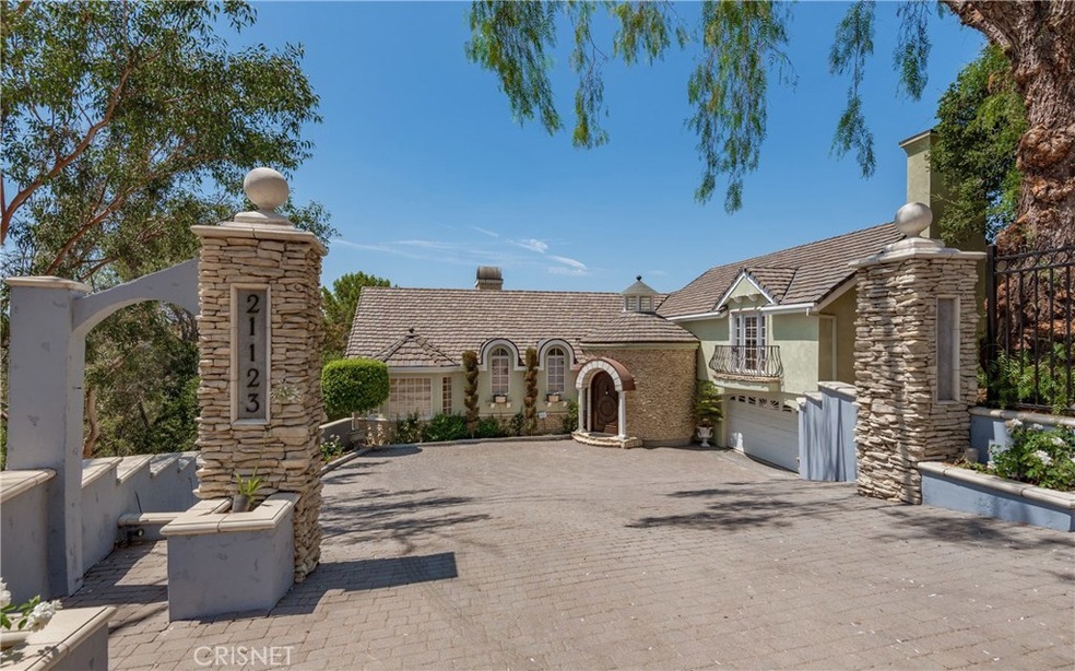 21123 San Miguel St, Woodland Hills, CA 91364 - photo 1