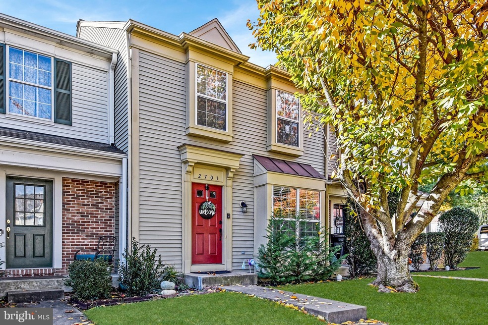 2701 Mcguffeys Ct, Woodbridge, VA 22191 - photo 1