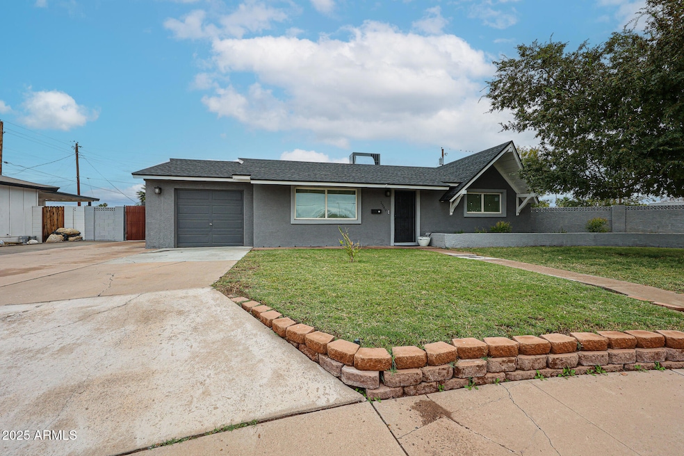 Under Contract $425,000