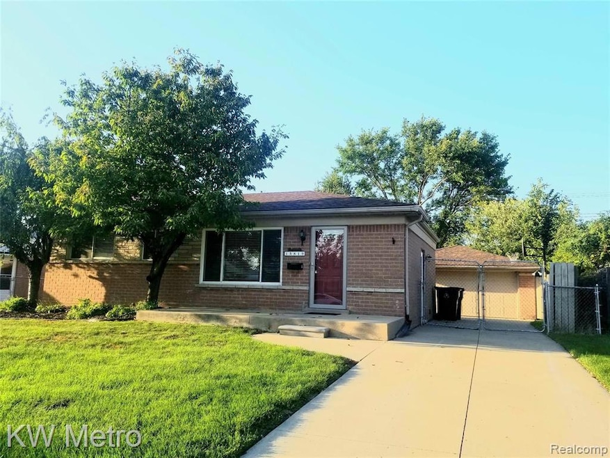 15819 Loreto St, Roseville, MI 48066 - photo 1