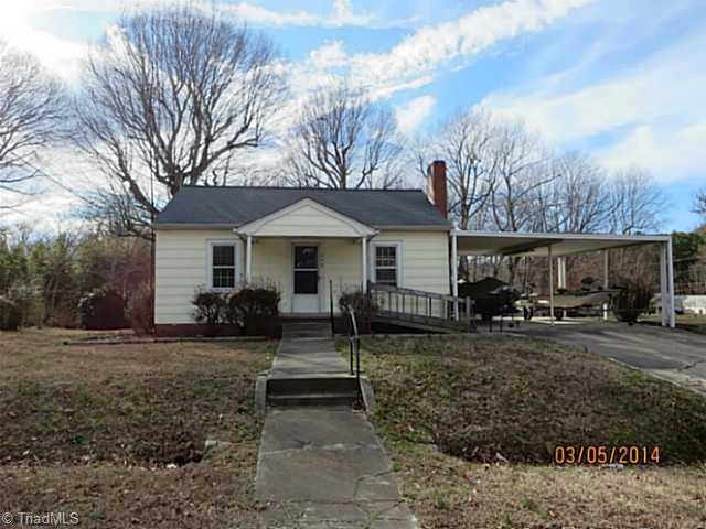 759 N Mccrary St, Asheboro, NC 27205 - photo 1