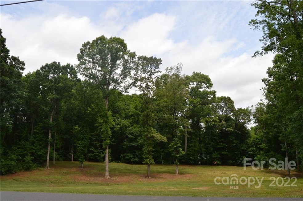 225 Gleneagles Rd E, Statesville, NC 28625 - photo 1