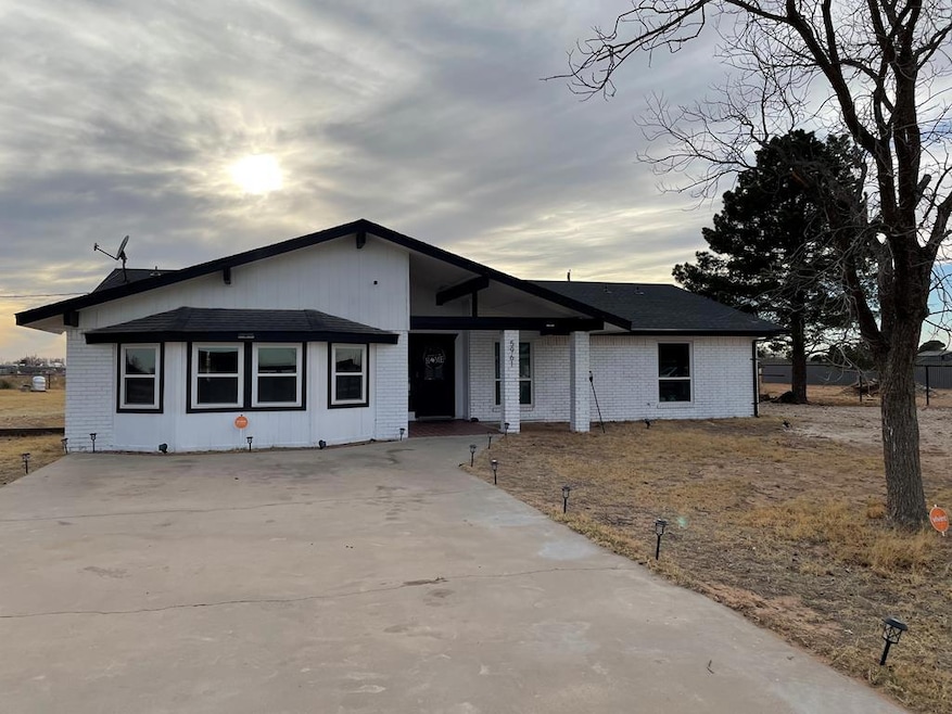 5961 N Greenway Ave, Odessa, TX 79764 - photo 1