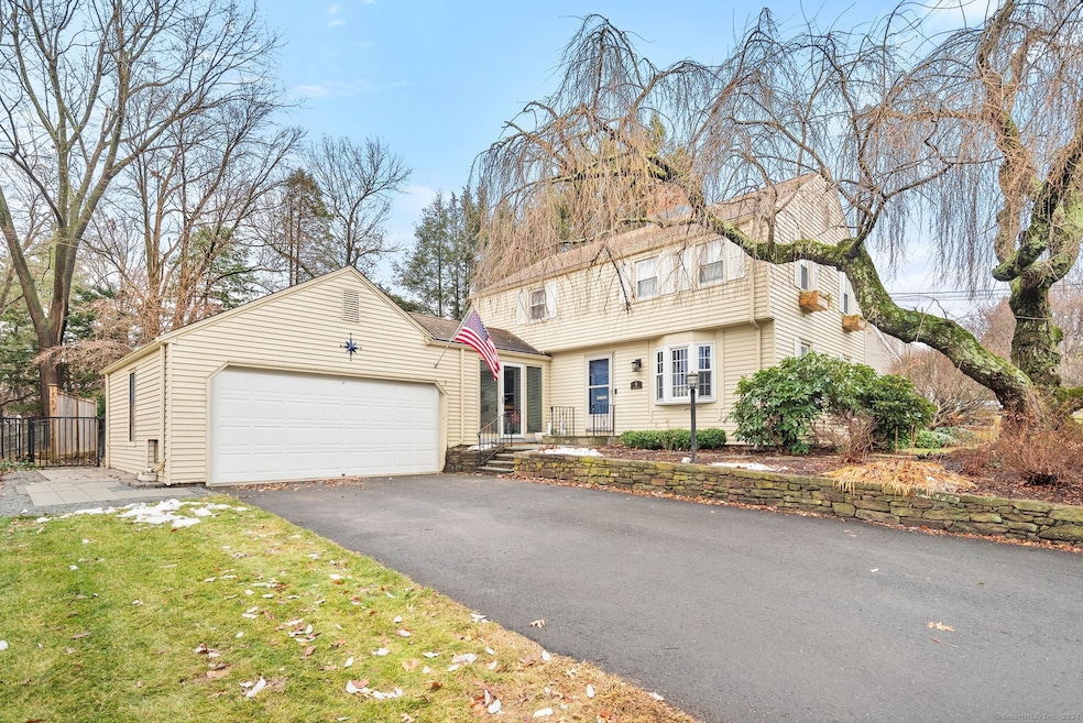 9 Northfield, West Hartford, CT 06107 - photo 1