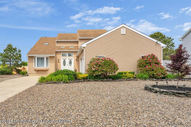 86 Sunrise Blvd, Toms River, NJ 08753 - photo 1