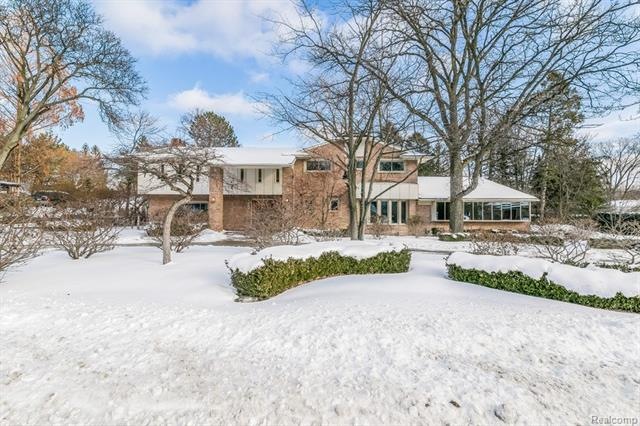 Prime Bloomfield Location