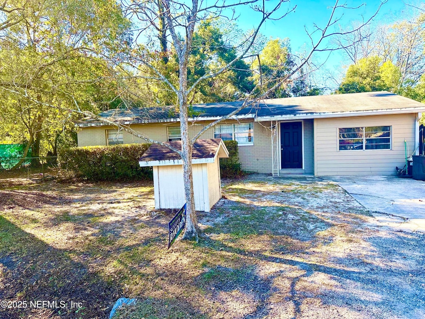 7446 Pine Acres Ct, Glen Saint Mary, FL 32040 - photo 1