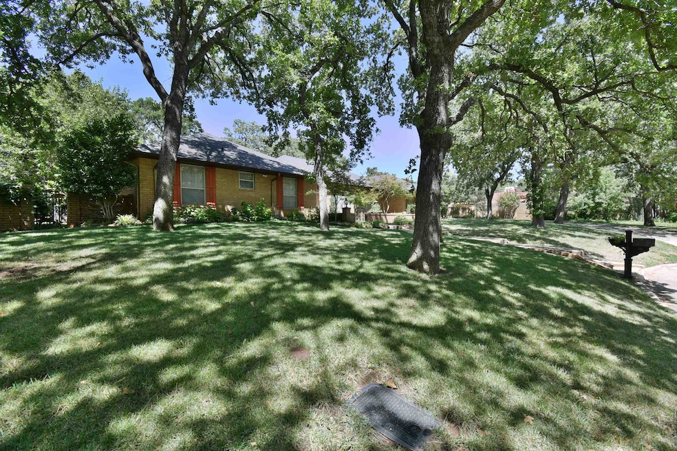 Sold $389,000