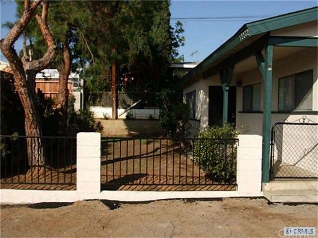 Front Entry and Yard