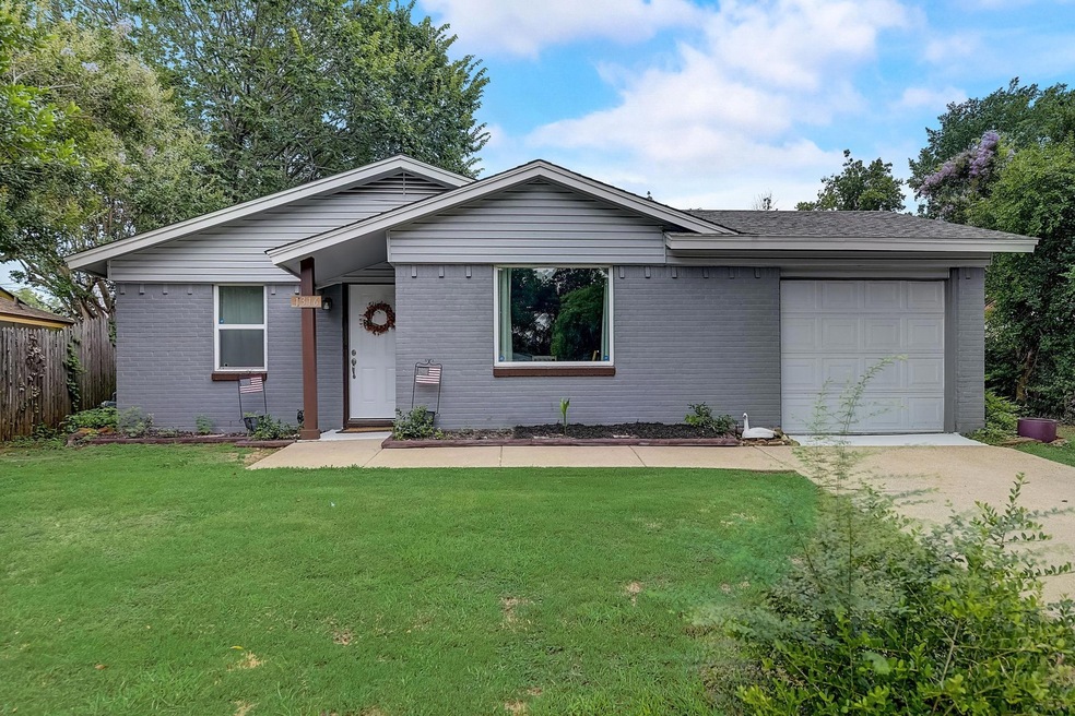 1316 Bryan Dr, Bedford, TX 76022 - photo 1