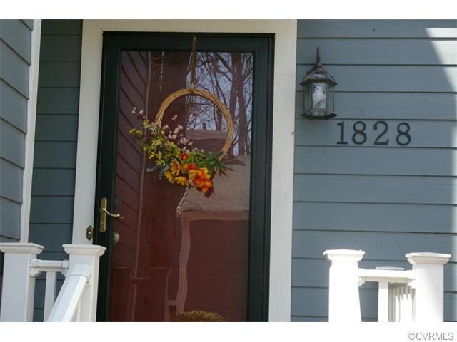 Welcome to 1828 Ivystone Drive and the new makeove