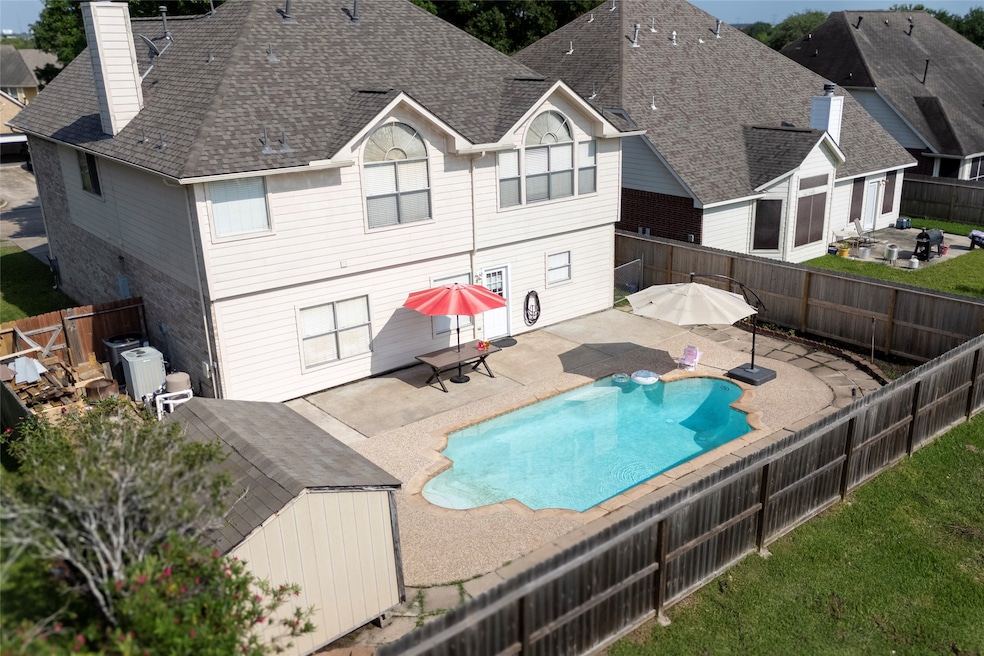 Enjoy the pool this summer with no back neighbors