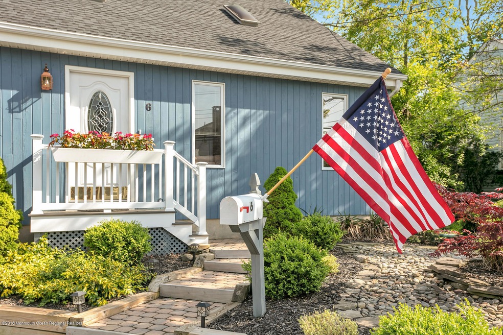 6 Meadowbrook Ave Rumson NJ-large-004-14
