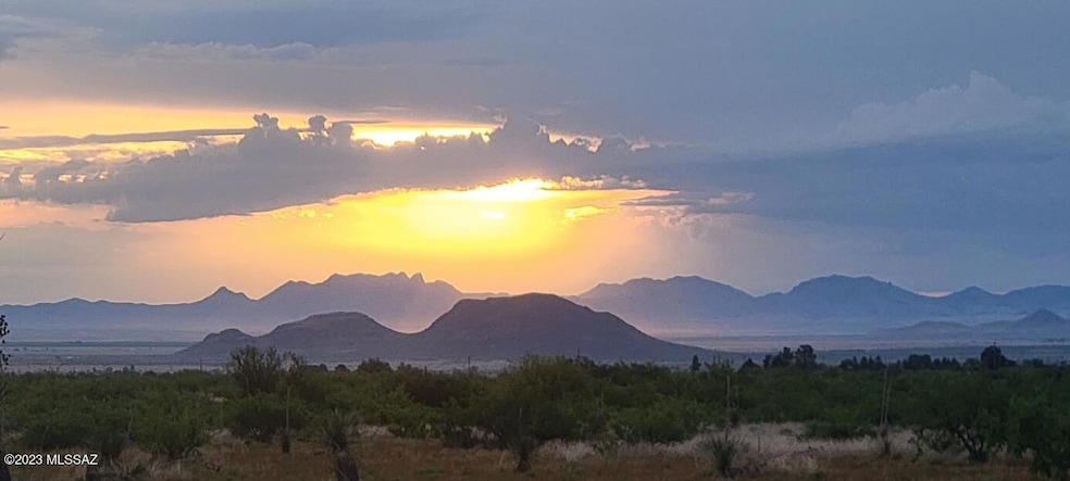 gorgeous sunrises over Chiricahuas