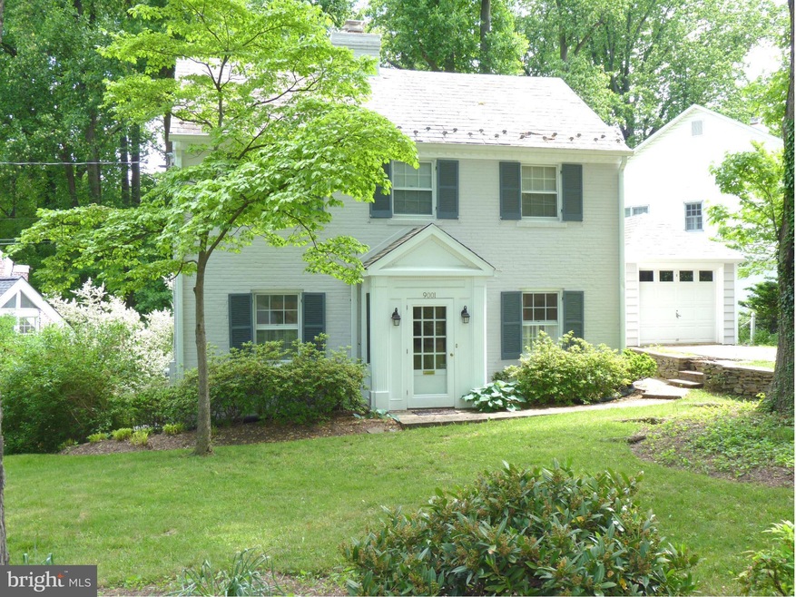 9001 Clifford Ave, Chevy Chase, MD 20815 - photo 1