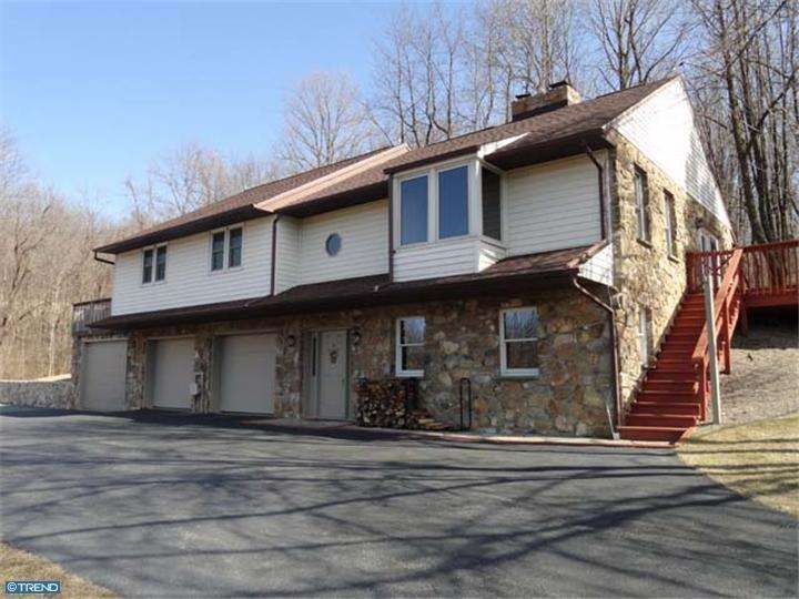 156 Washington Rd, Bechtelsville, PA 19505 - photo 1