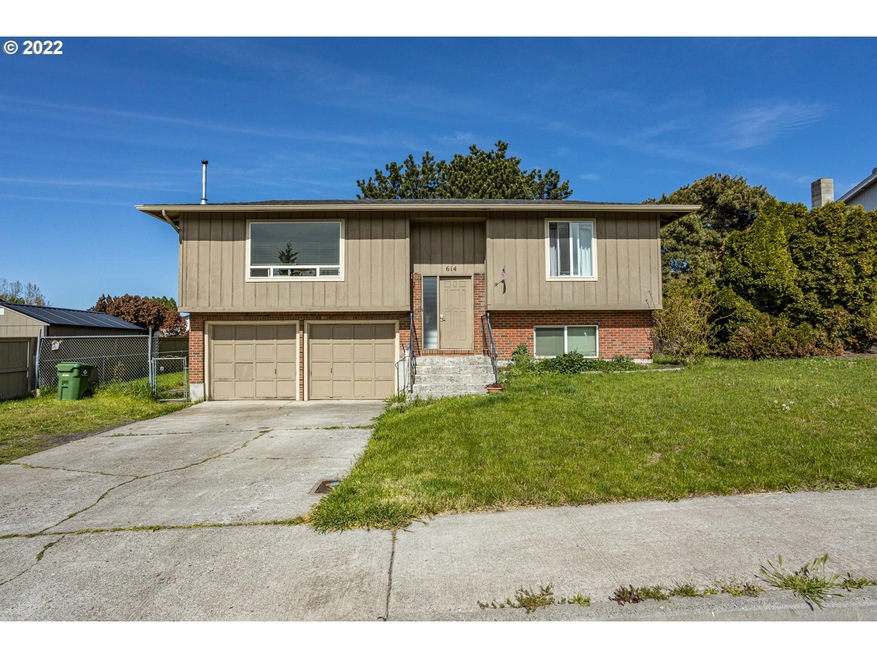 614 Sherman Dr, the Dalles, OR 97058 - photo 1