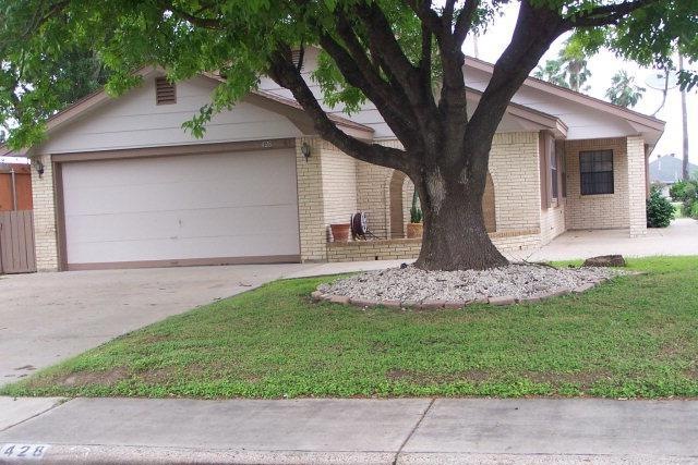 428 Country Club Dr unit Lot 61 Phase 1, Alamo, TX 78516 - photo 1